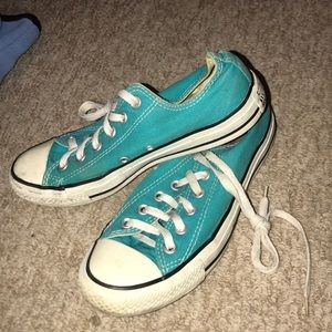 Teal converse
